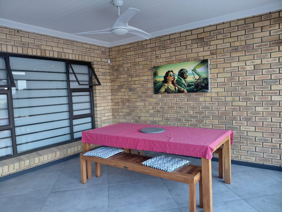 3 Bedroom Property for Sale in Stilbaai Wes Western Cape